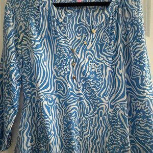 Lilly Pulitzer Blue and White Abstract Blouse